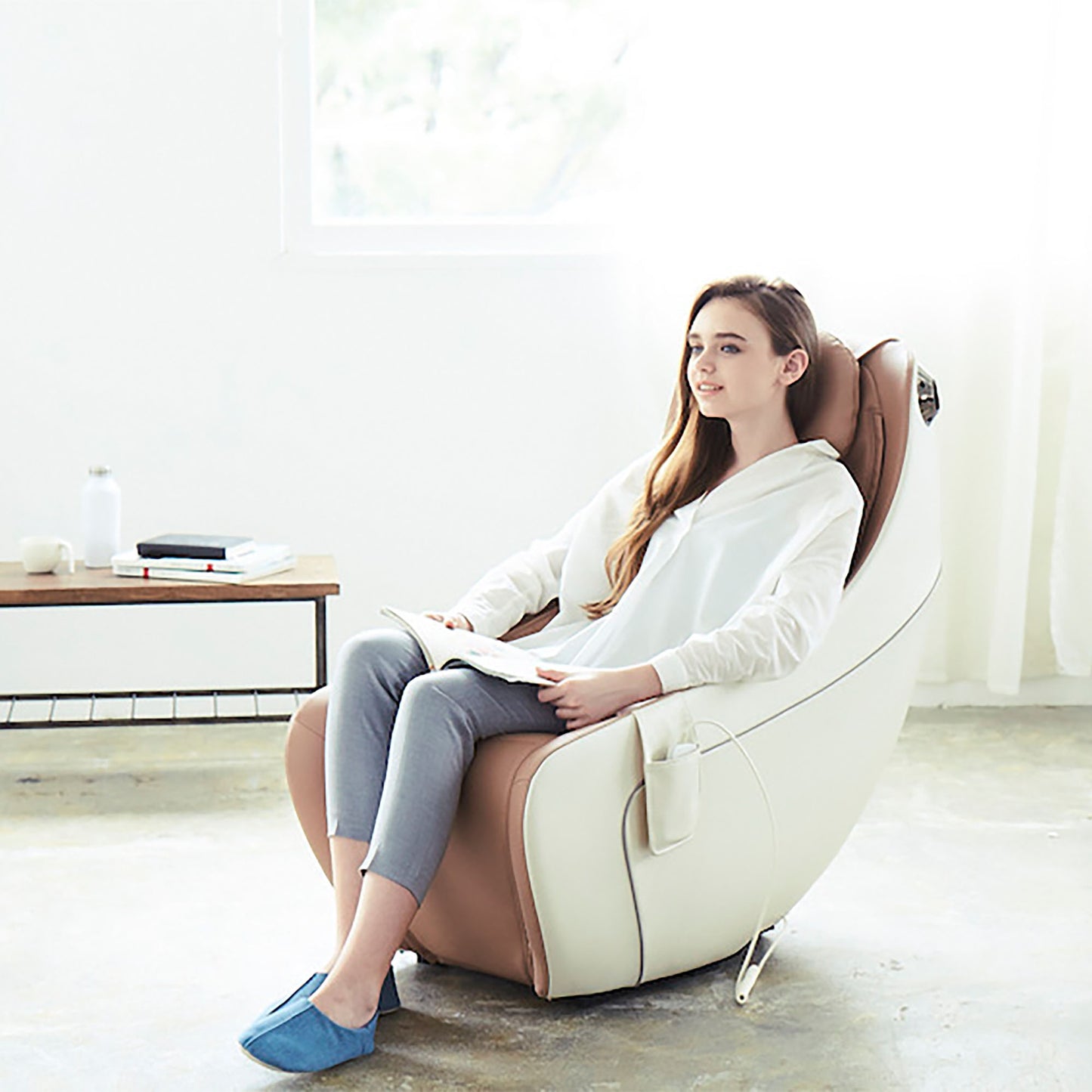 Synca CirC - Premium SL Track Heated Massage Chair